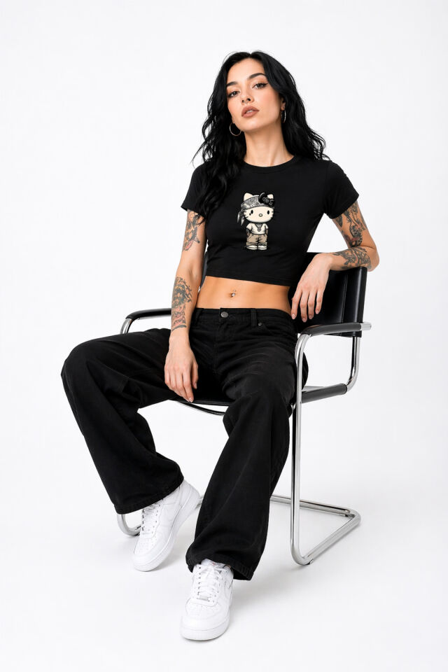 Kadın Baby Tee Crop Tişört Bandanalı Kedi Baskılı Street Style Slim Fit %100 Pamuk